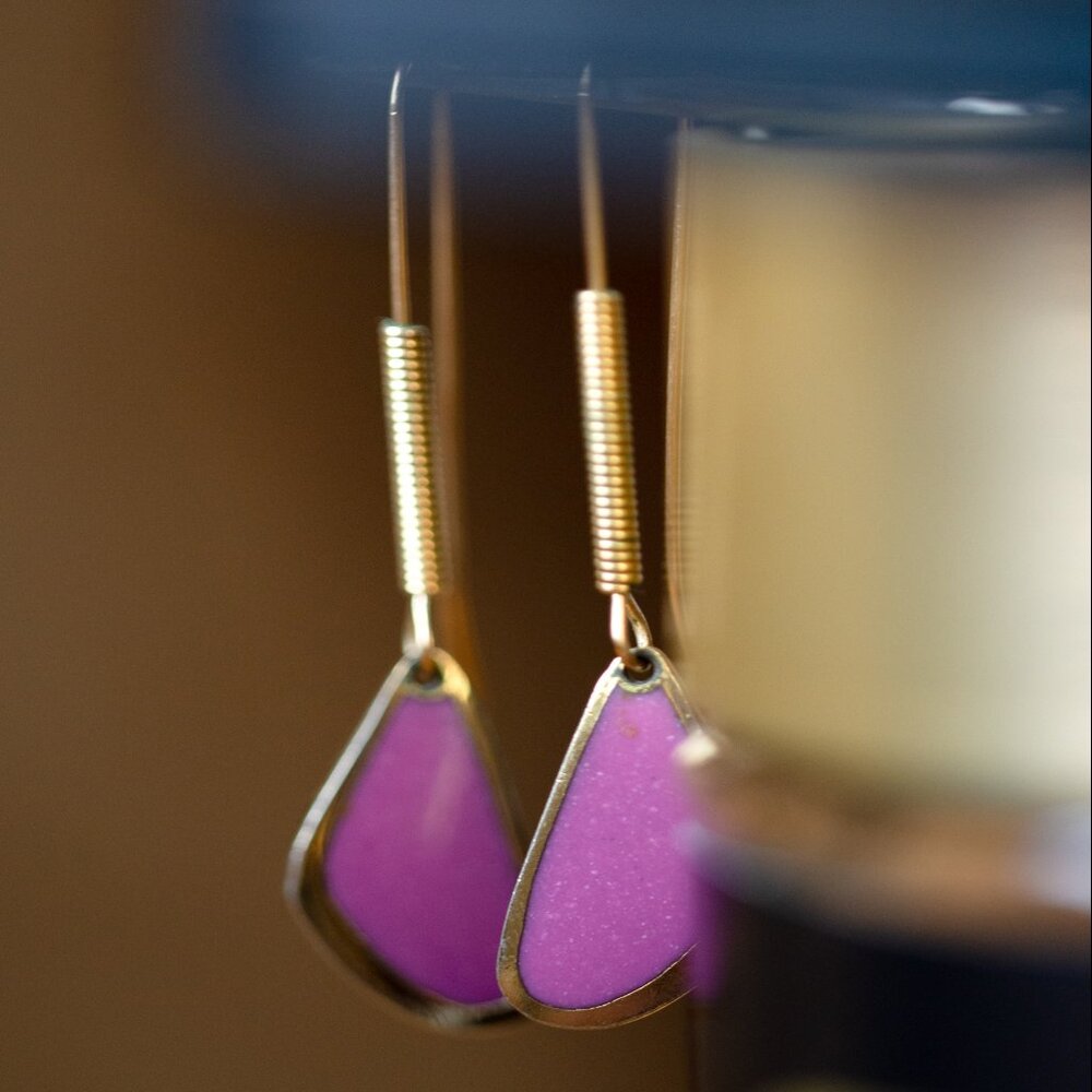 Vintage Laurel Burch Purple Enamel Dangle Earrings